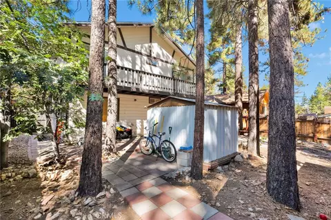 Exterior - 249 Cedar Ln, Big Bear City, CA 92314 photo 4 of 6