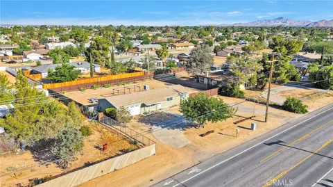 View/Area - 12696 Kiowa Rd, Apple Valley, CA 92308 photo 5 of 10