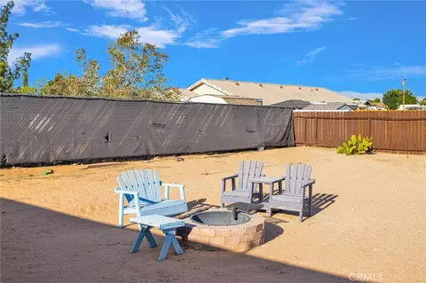 Exterior - 12696 Kiowa Rd, Apple Valley, CA 92308 photo 4 of 10