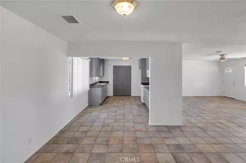 Entry Way - 12736 Oasis, Pinon Hills, CA 92372 photo 1 of 1