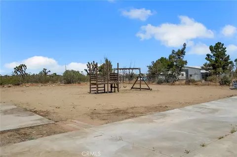 12736 Oasis, Pinon Hills, CA 92372 photo 26