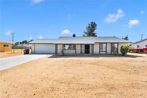 Exterior - 15498 Washoan, Apple Valley, CA 92307 photo 2 of 8