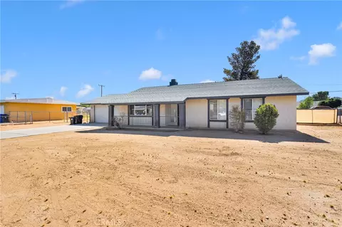 Exterior - 15498 Washoan, Apple Valley, CA 92307 photo 3 of 8