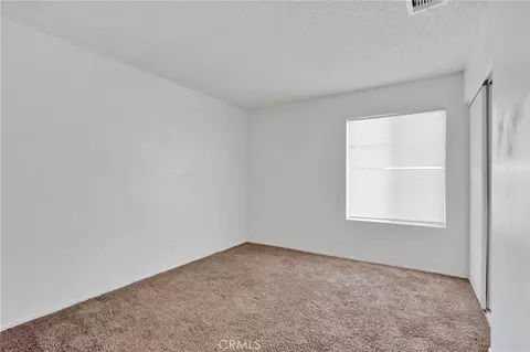 15498 Washoan, Apple Valley, CA 92307 photo 24