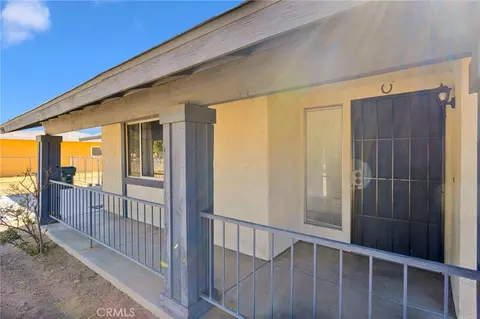 15498 Washoan, Apple Valley, CA 92307 photo 5