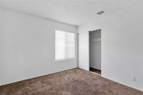 Bedroom - 15498 Washoan, Apple Valley, CA 92307 photo 4 of 4
