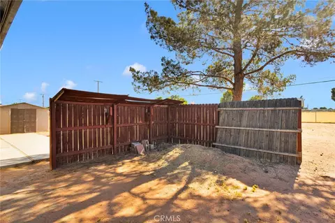 Exterior - 15498 Washoan, Apple Valley, CA 92307 photo 5 of 8