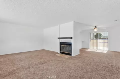 Living - 15498 Washoan, Apple Valley, CA 92307 photo 1 of 5