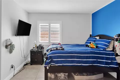 Bedroom - 11953 Cove Ct, Adelanto, CA 92301 photo 1 of 7