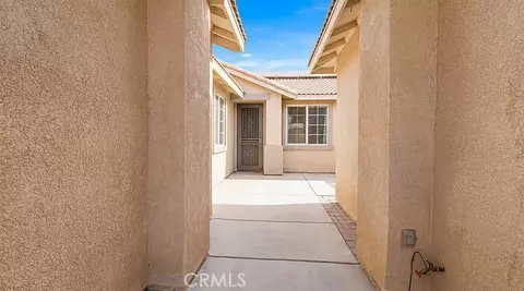 Entry Way - 14357 Nicoles, Adelanto, CA 92301 photo 1 of 5