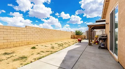 Exterior - 14357 Nicoles, Adelanto, CA 92301 photo 4 of 4