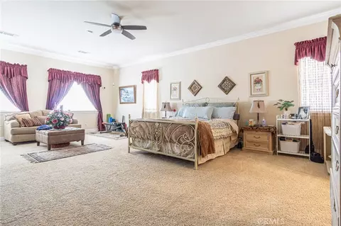 Bedroom - 12348 Winesap, Apple Valley, CA 92308 photo 2 of 8