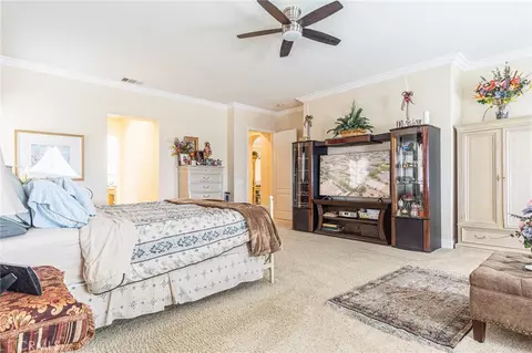 Bedroom - 12348 Winesap, Apple Valley, CA 92308 photo 4 of 8