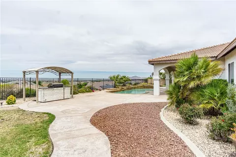 Exterior - 12348 Winesap, Apple Valley, CA 92308 photo 11 of 13