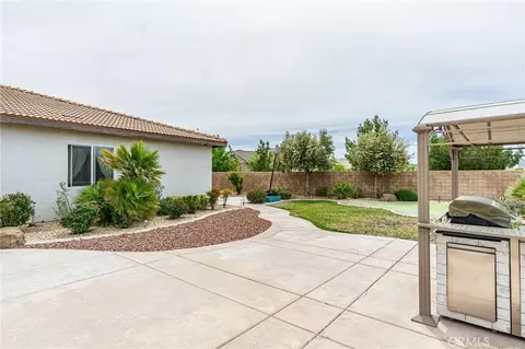 Exterior - 12348 Winesap, Apple Valley, CA 92308 photo 9 of 13