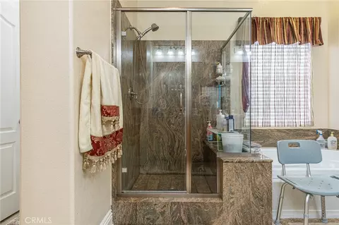 Bath - 12348 Winesap, Apple Valley, CA 92308 photo 2 of 4