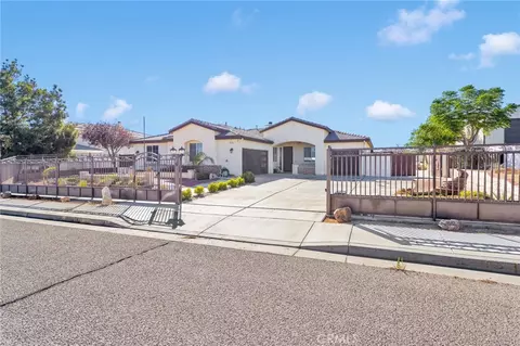 Exterior - 14587 Mulberry St, Hesperia, CA 92345 photo 15 of 15
