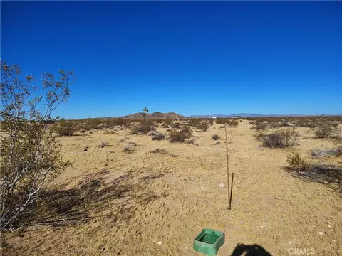 408 Stable, Landers, CA 92285