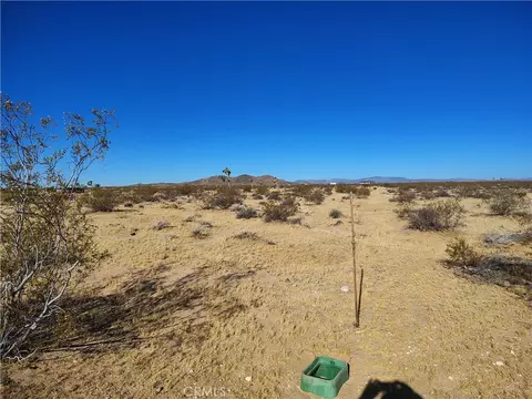 408 Stable, Landers, CA 92285