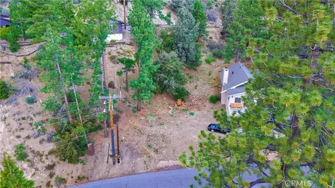 1050 Rivera Dr, Wrightwood, CA 92397 photo 8