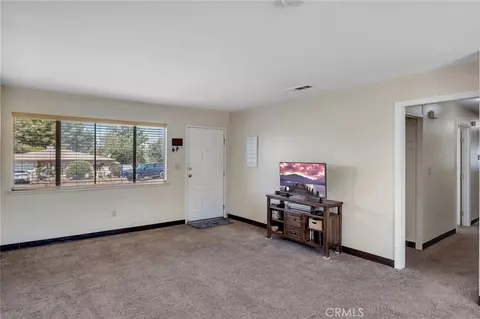 Living - 13301 3rd St, Yucaipa, CA 92399 photo 2 of 2