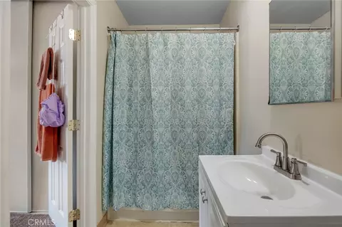Bath - 13301 3rd St, Yucaipa, CA 92399 photo 3 of 3