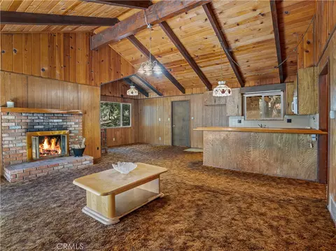 Living - 1155 Chateau Dr, Crestline, CA 92325 photo 1 of 2