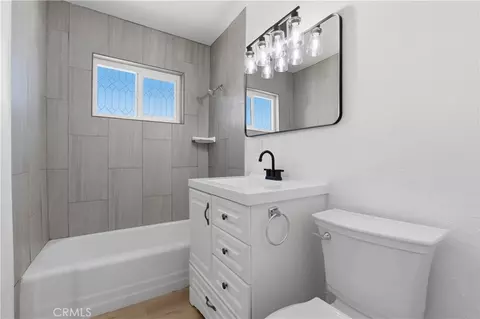 Bath - 831 Las Amigas Dr, Barstow, CA 92311 photo 1 of 1
