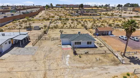 View/Area - 831 Las Amigas Dr, Barstow, CA 92311 photo 2 of 18