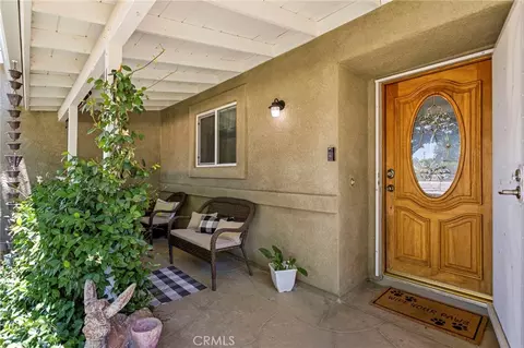 Exterior - 10373 Kern Ave, Hesperia, CA 92345 photo 4 of 13