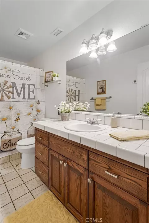 Bath - 10373 Kern Ave, Hesperia, CA 92345 photo 2 of 6