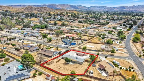 View/Area - 14204 Crow Rd, Apple Valley, CA 92307 photo 9 of 10