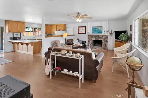 Living - 14204 Crow Rd, Apple Valley, CA 92307 photo 5 of 5