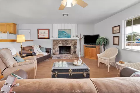 Living - 14204 Crow Rd, Apple Valley, CA 92307 photo 1 of 5