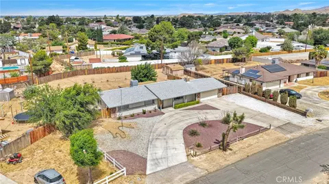 View/Area - 14204 Crow Rd, Apple Valley, CA 92307 photo 2 of 10