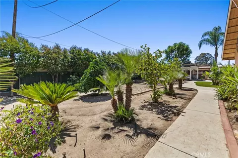 Exterior - 19345 Warren, Riverside, CA 92508 photo 11 of 30