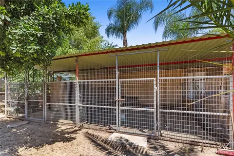 Exterior - 19345 Warren, Riverside, CA 92508 photo 25 of 30