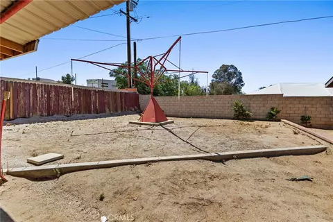 Exterior - 19345 Warren, Riverside, CA 92508 photo 17 of 30