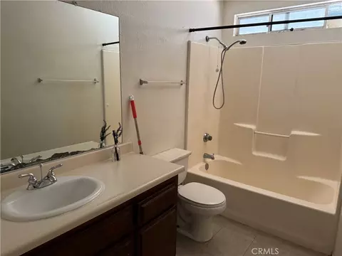 20285 Serrano, Apple Valley, CA 92307 photo 4