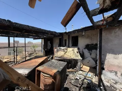Exterior - 550 Frances, Barstow, CA 92311 photo 4 of 5
