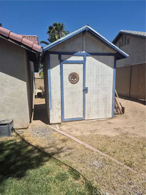 Exterior - 446 Stanford Dr, Barstow, CA 92311 photo 6 of 14