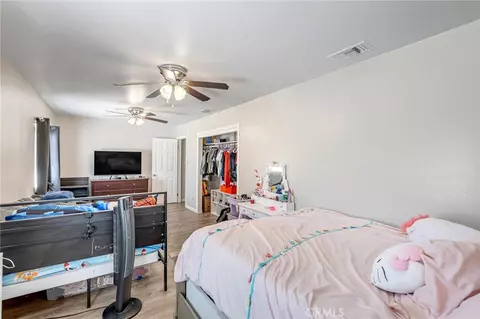 Bedroom - 25380 Anderson Ave, Barstow, CA 92311 photo 2 of 6