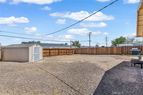 Exterior - 25380 Anderson Ave, Barstow, CA 92311 photo 5 of 10