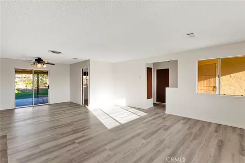 Living - 9393 Juniper St, Apple Valley, CA 92308 photo 5 of 6