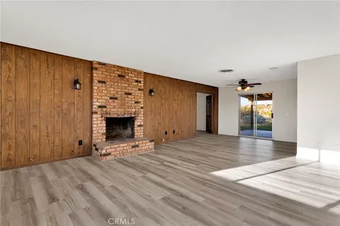 Living - 9393 Juniper St, Apple Valley, CA 92308 photo 4 of 6