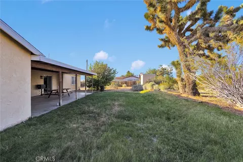 Exterior - 9393 Juniper St, Apple Valley, CA 92308 photo 6 of 10