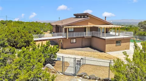1776 Vista, Pinon Hills, CA 92372