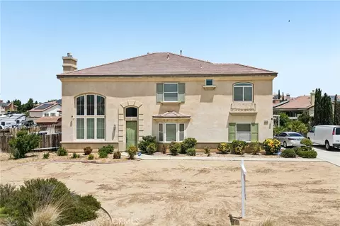 19216 Saguaro Way, Apple Valley, CA 92308