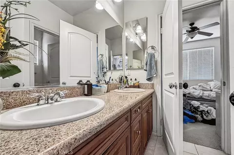 Entry Way - 19216 Saguaro Way, Apple Valley, CA 92308 photo 5 of 5