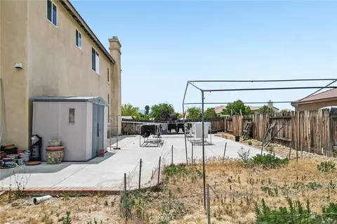 Exterior - 19216 Saguaro Way, Apple Valley, CA 92308 photo 9 of 13